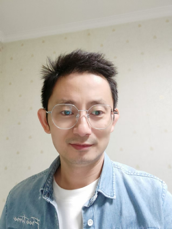 飘逸的第二张照片--咸阳中老年相亲网